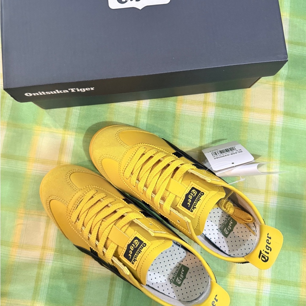 Onitsuka Tiger by Asics Yellow with Black Stripes Mexico 66 Sneakers - Picture 6 of 6